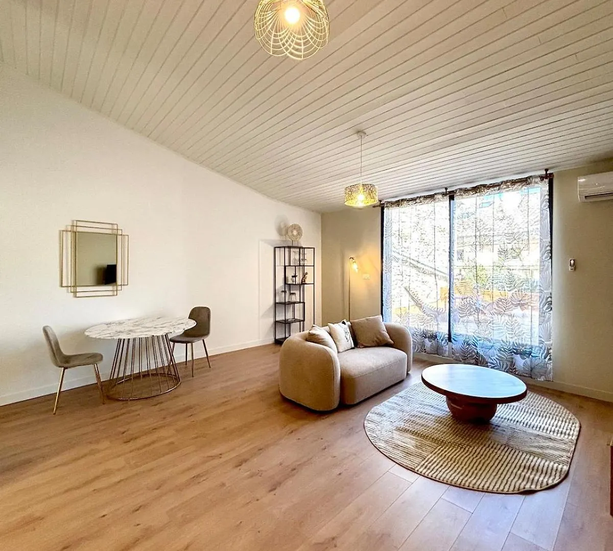 Suite Altana Montélimar